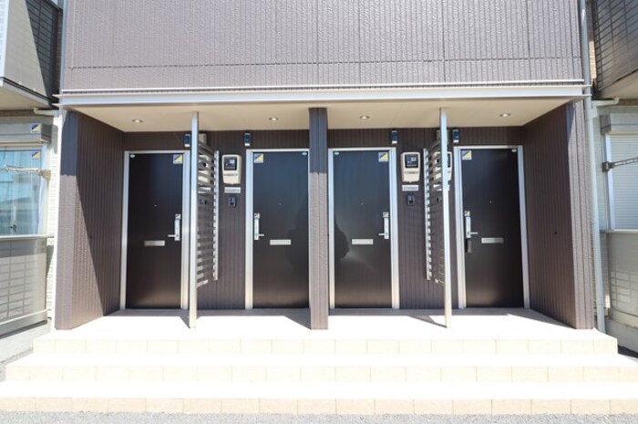 15/18 エントランス