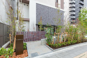 2/3 エントランス