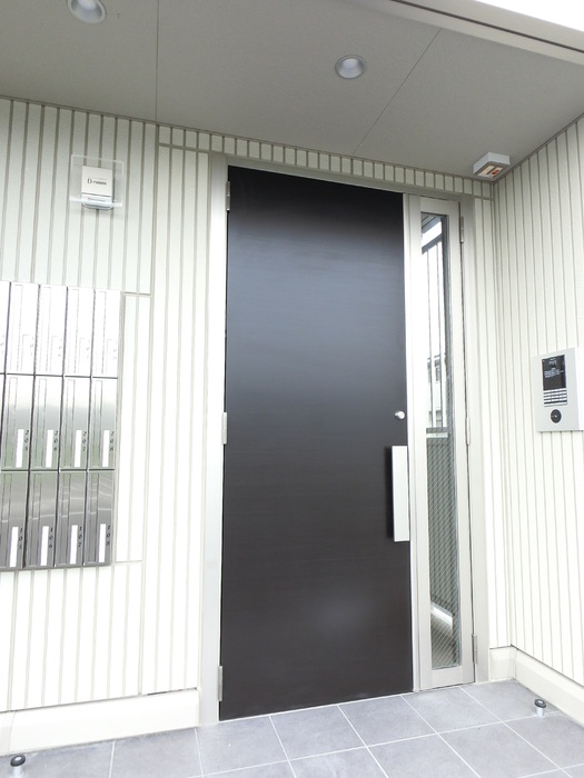 17/26 エントランス