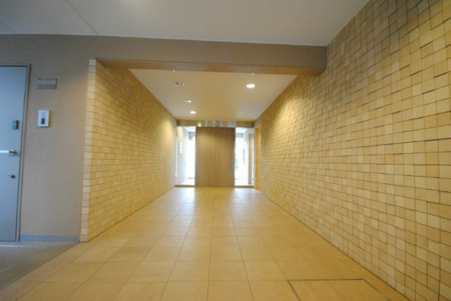 15/24 エントランス