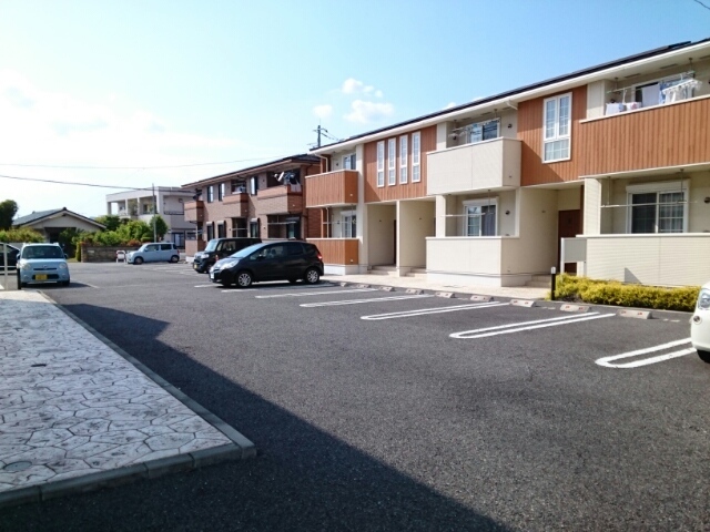 14/20 駐車場