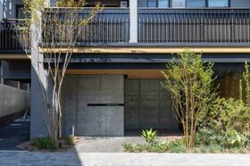 2/3 エントランス