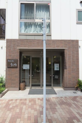 18/28 エントランス