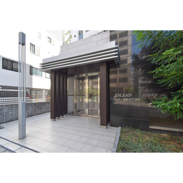 13/13 エントランス