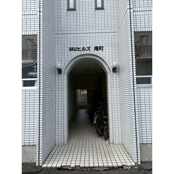 20/22 エントランス