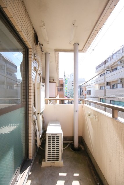 19/26 バルコニー