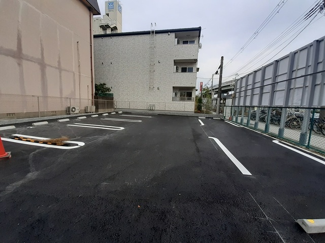 14/20 駐車場