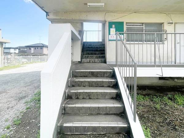 14/22 エントランス