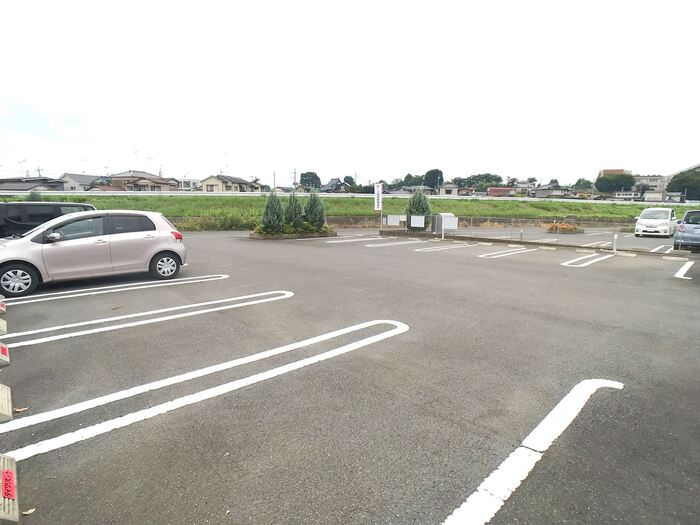 20/25 駐車場