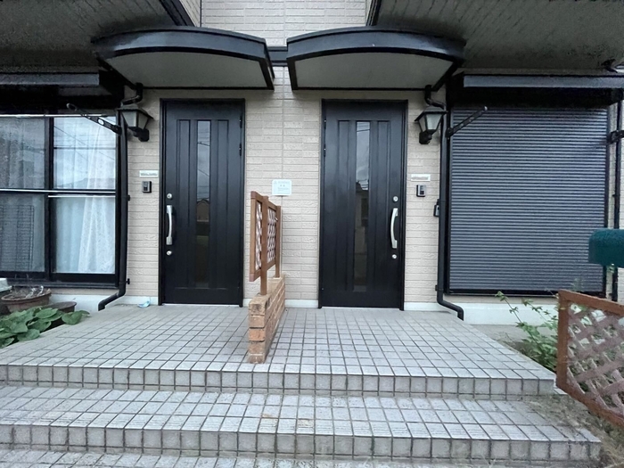 16/22 エントランス