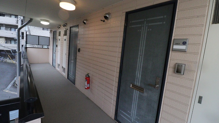 19/20 エントランス