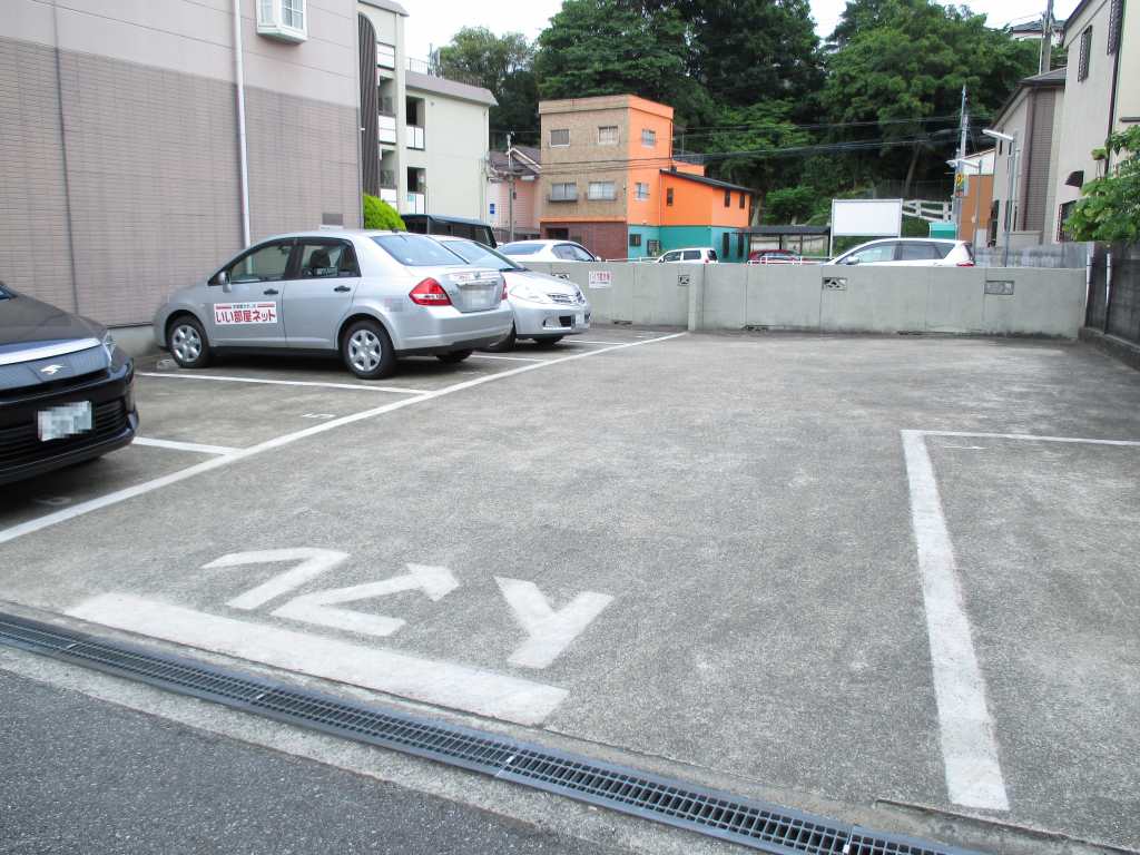 14/20 駐車場