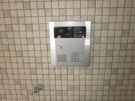 15/16 エントランス