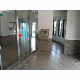 16/26 エントランス