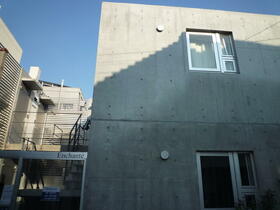 14/16 エントランス