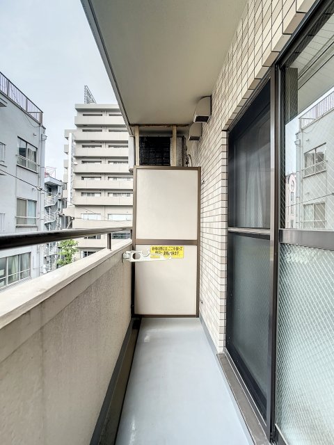 19/30 バルコニー