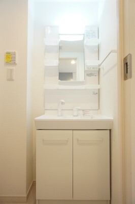13/30 洗面