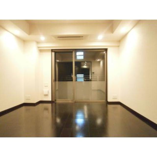 13/30 リビング/ダイニング