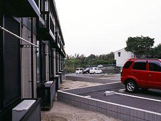 13/13 駐車場