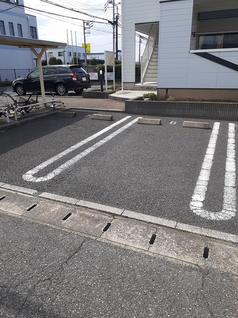 14/20 駐車場