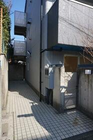 16/16 エントランス