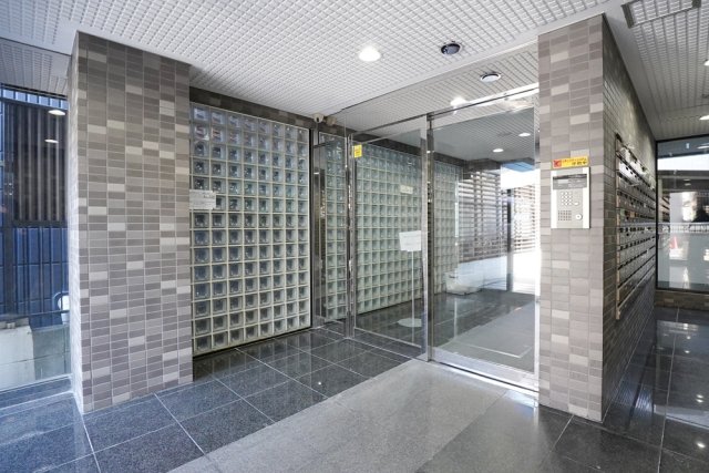 3/4 エントランス