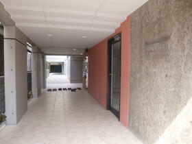 19/19 エントランス