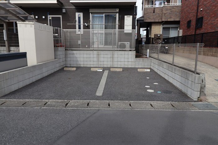 5/6 駐車場