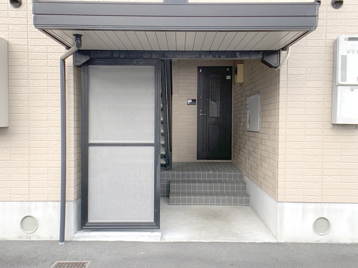 2/3 エントランス