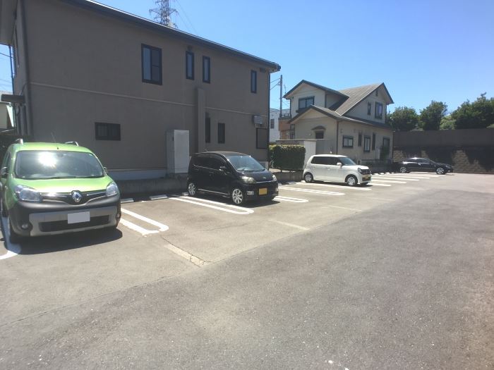 18/24 駐車場