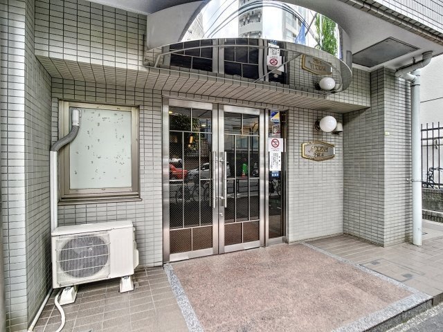 15/20 エントランス