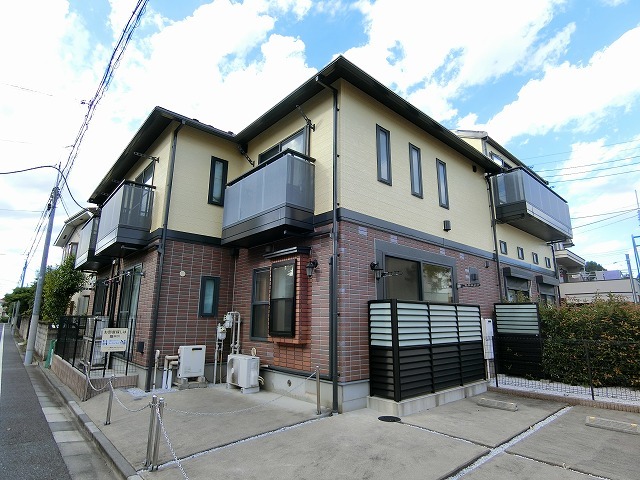 19/22 エントランス