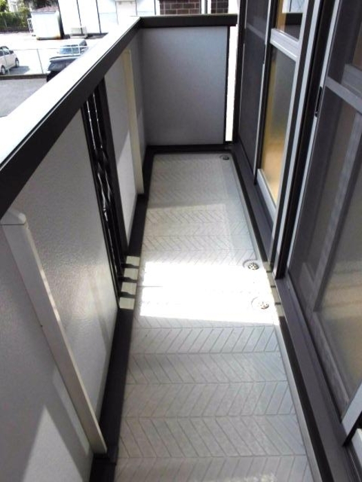 15/28 バルコニー