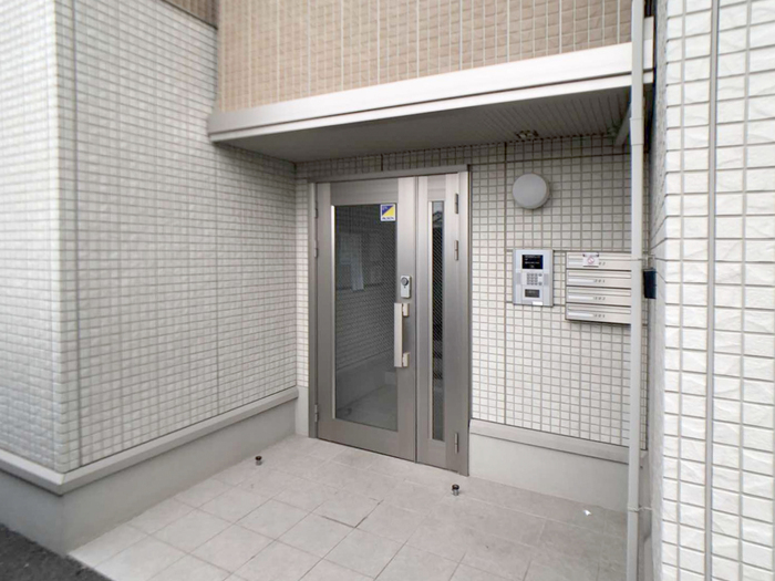 2/3 エントランス