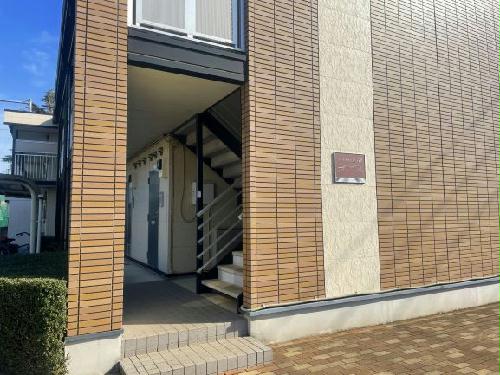 2/4 エントランス