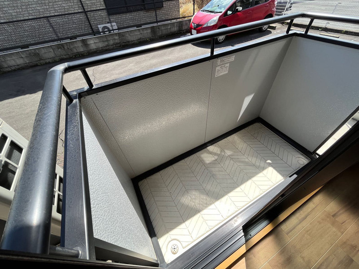 13/21 バルコニー