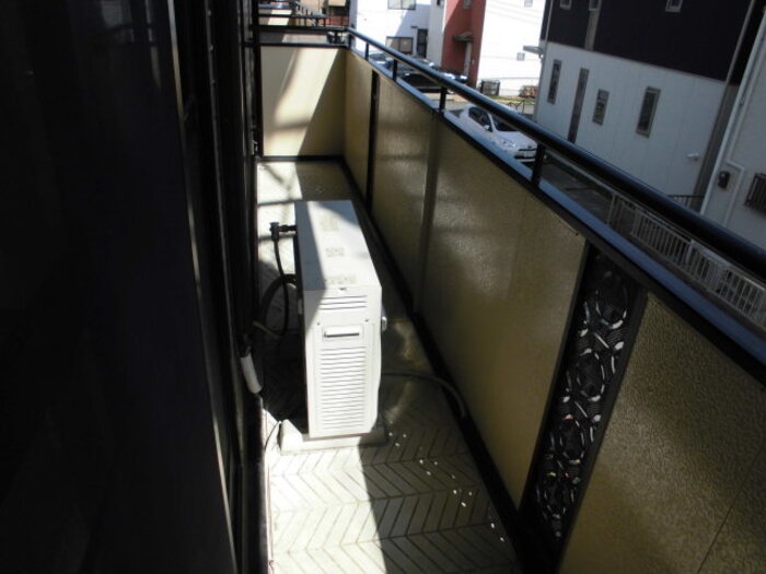 13/17 バルコニー