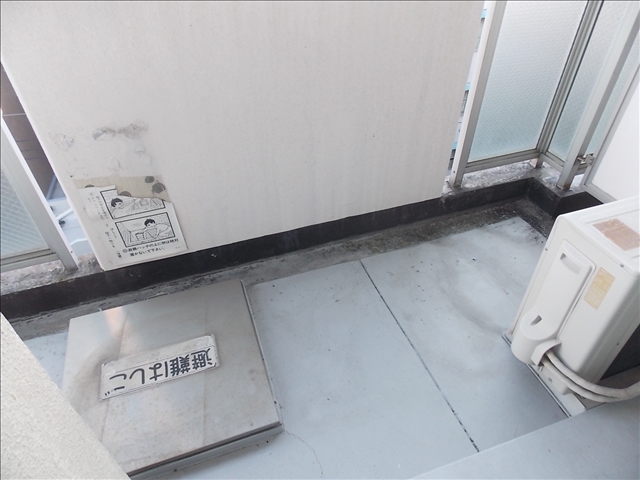 13/30 バルコニー