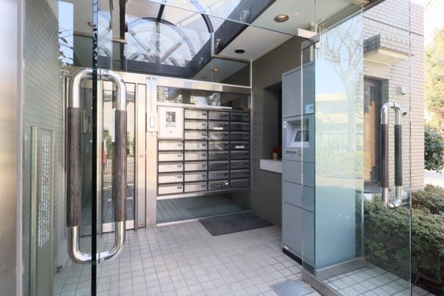 3/4 エントランス