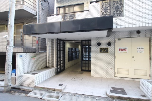 4/6 エントランス