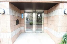 16/22 エントランス