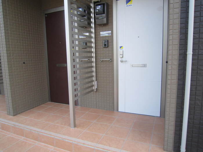 2/5 エントランス