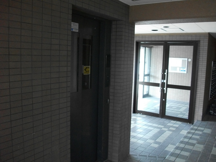 15/24 エントランス