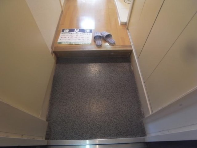 5/22 玄関