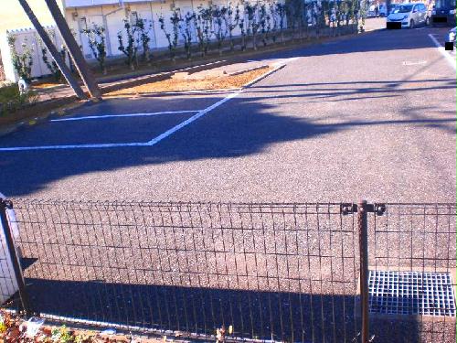 14/15 駐車場
