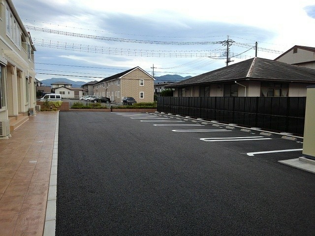 14/20 駐車場