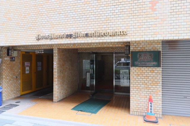 8/10 エントランス