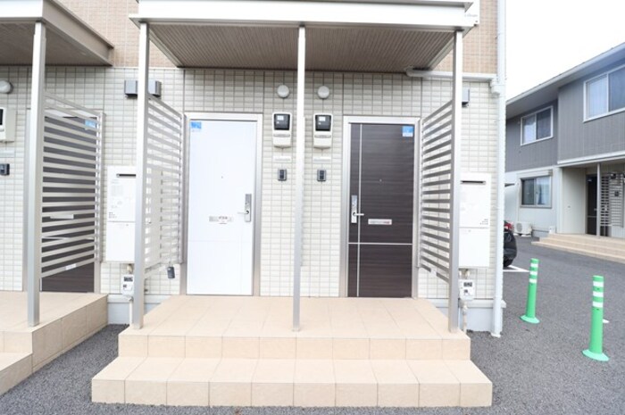 2/5 エントランス