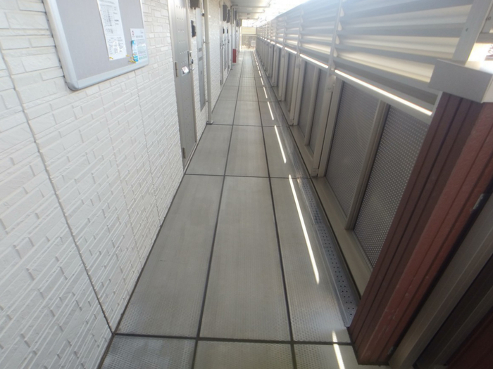 18/24 エントランス