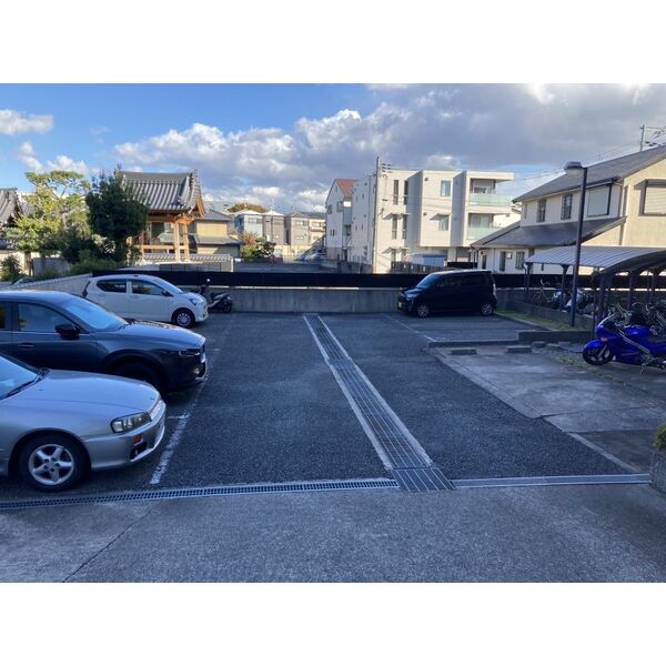 21/21 駐車場